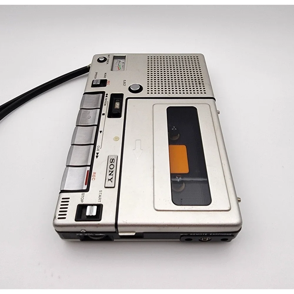 Sony TC-150 Cassette-Corder Portable Tape Recorder Silver Made in Japan Parts